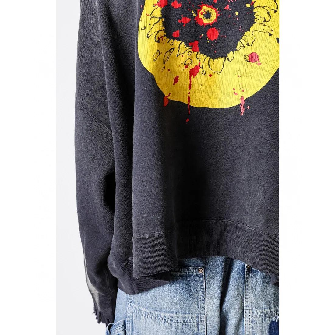 SAINT Mxxxxxx x CACTUS PLANT FLEA MARKET SMILE SWEATER SHIRT CPFM co-branded sweatshirt with smiley face, washed black S-XL, ready-to-wear Assute dyeing, heavy fermentation washing, multi-position spray fading, ultra-complex manual polishing/destruction treatment/special shearing treatment, special striped cuffs/multi-position shearing/pure handmade graffiti and dirty The only correct co-branded main wheat label/wash water label/little angel anti-counterfeiting label in the entire network